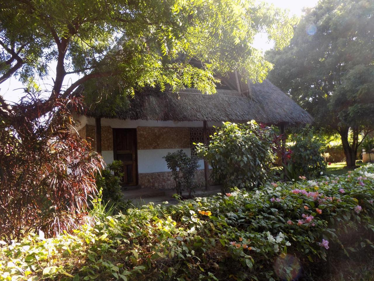 Eco Villas Watamu Exteriör bild
